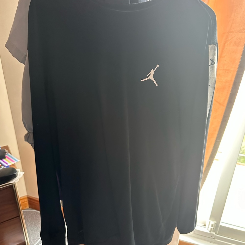 JORDAN AIR LONG SLEEVE SHIRT